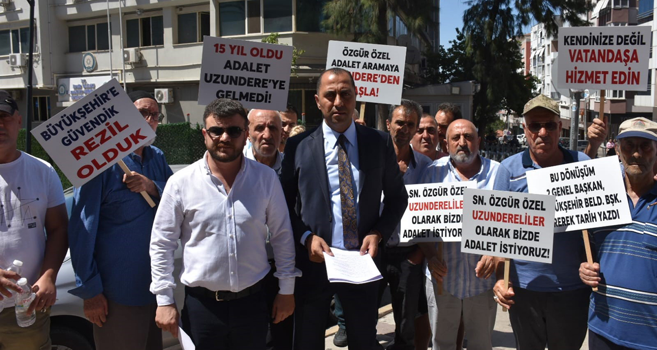 İzmir’de kentsel dönüşüm mağdurları isyan etti: 