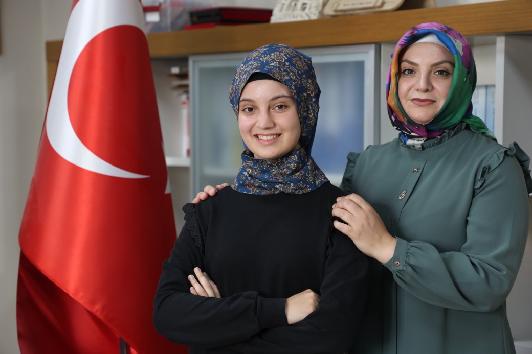 Asrın felaketinde kaybettiği babasına söz verdi, LGS’de Türkiye birincisi oldu