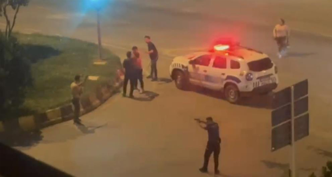 Muş’ta silahlı ve sopalı kavga kamerada: Polis havaya ateş açtı