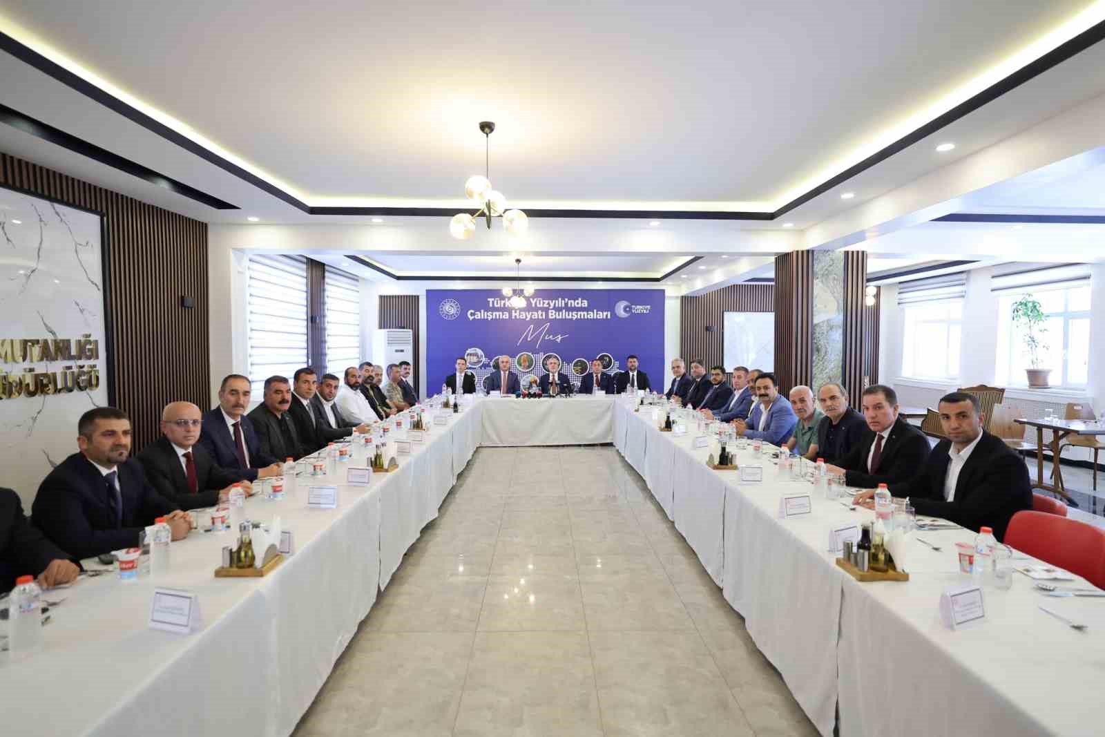 Bakan Işıkhan: 