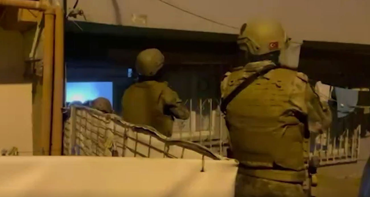İstanbul’da DEAŞ operasyonu: 5’i yabancı uyruklu 11 şüpheli yakalandı