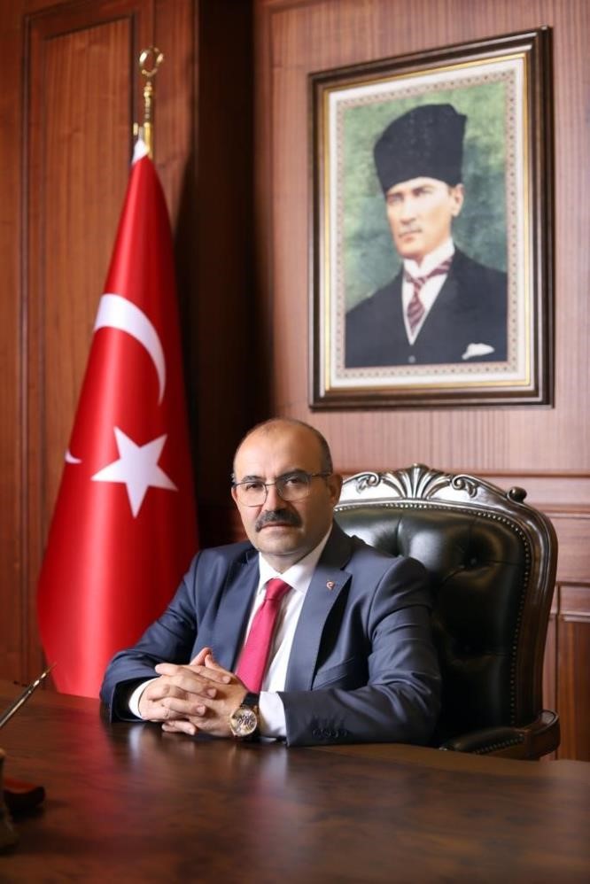 Vali İsmail Ustaoğlu’dan 24 Temmuz Gazeteciler ve Basın bayramı mesajı