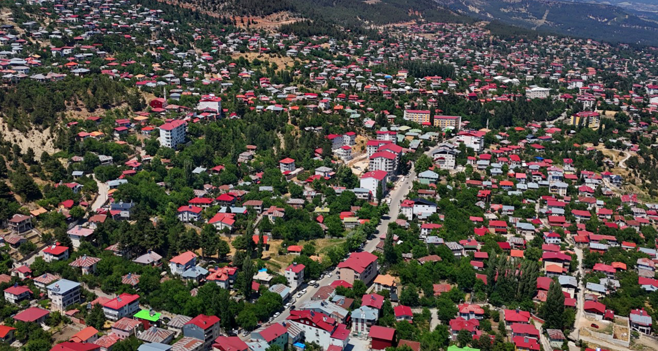 20 bin kişinin yaşadığı yaylada, sıcak nedeniyle nüfus 450 bine ulaştı