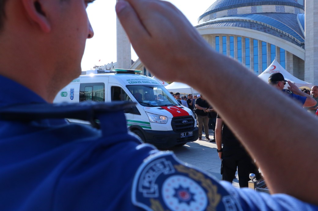 Eskişehir’de orman yangınında şehit olan 5 AKUT gönüllüsü Ankara’da son yolculuğuna uğurlandı