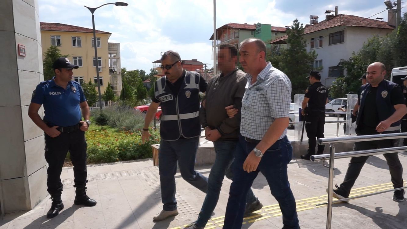 Denizlili baba oğlu öldüren sanı indirim uygulanmadan 2 kez müebbette çarptırıldı