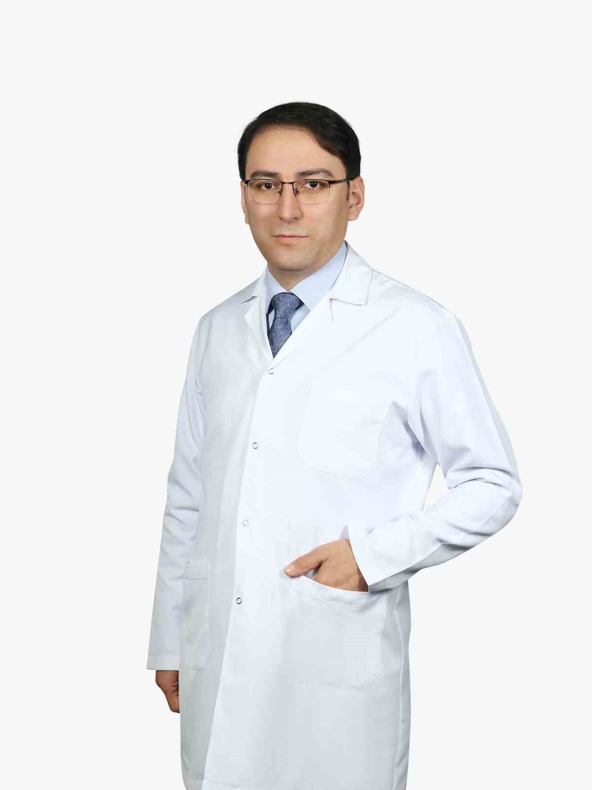 Nöroloji Uzmanı Dr. Ramazan Akpınar: 