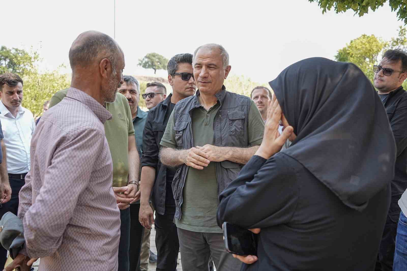 Efkan Ala: 