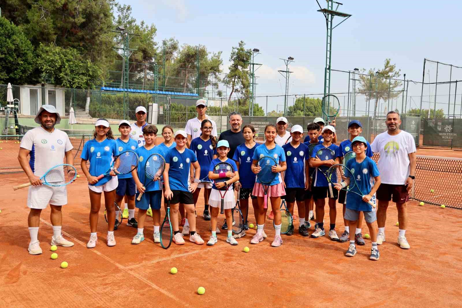Ürdünlü tenisçiler kamp için Adana’da