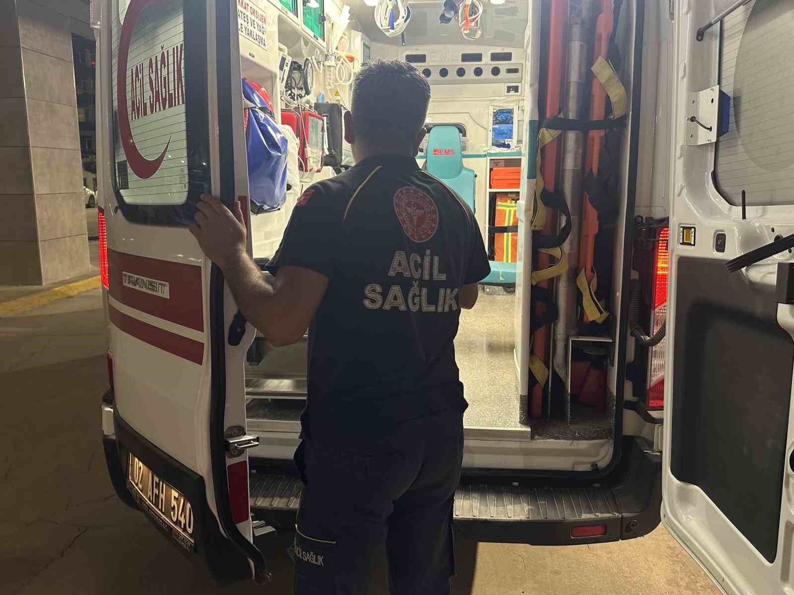 Yanlışlıkla fare zehri içen çocuk yaşam savaşı veriyor