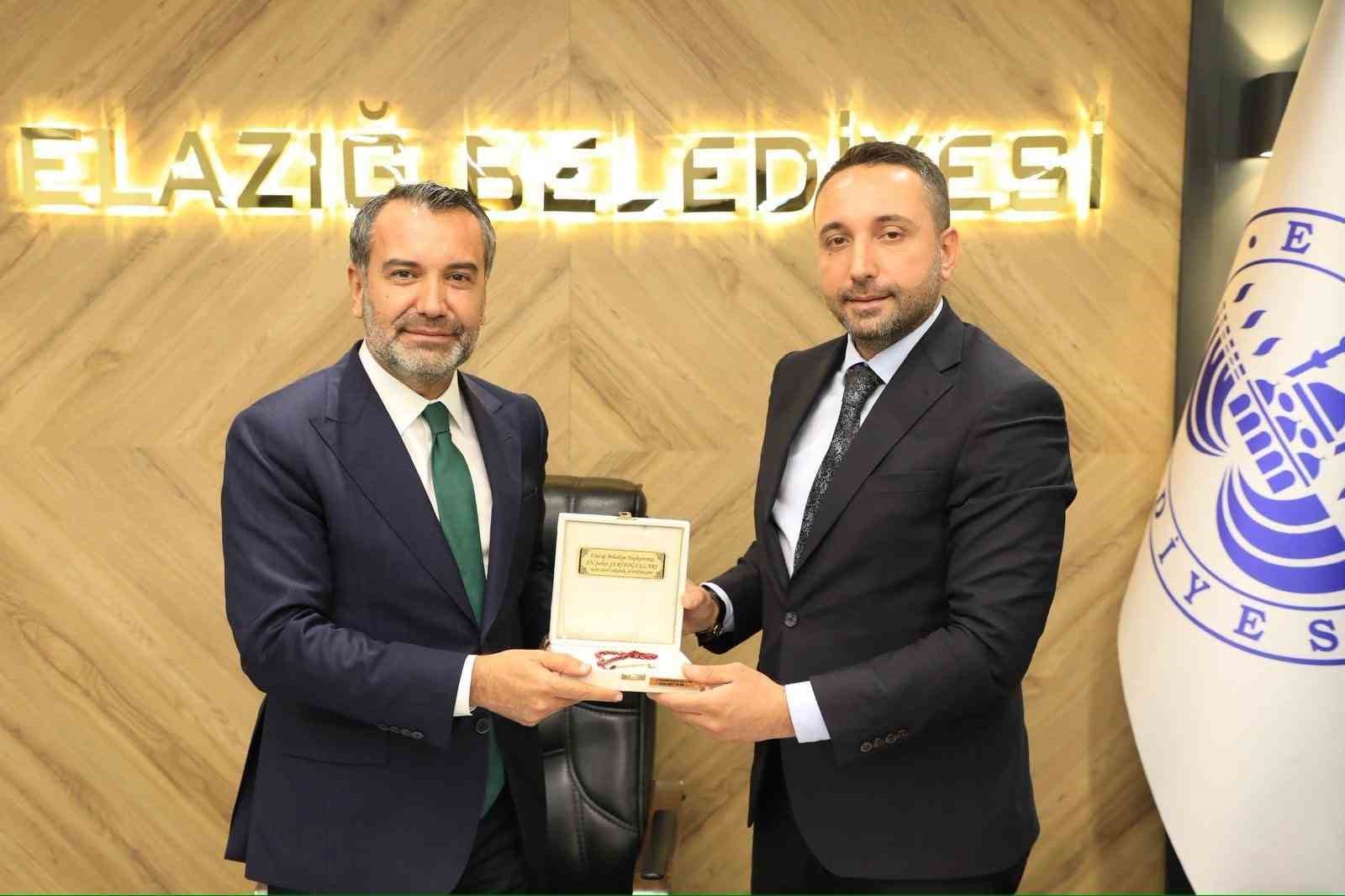 Başkan Şerifoğulları’ndan personele, yüzde 35’lik zam