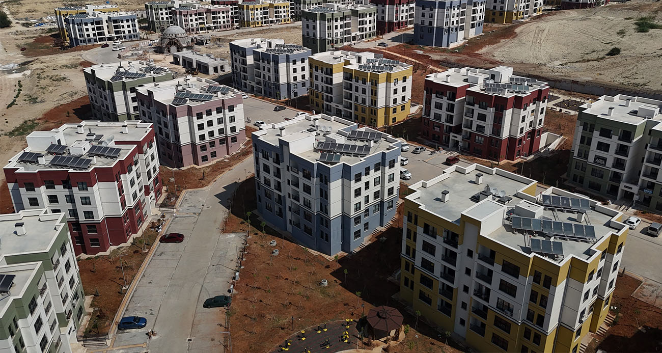 Hem deprem, hem de sosyal konutlarda sona gelindi