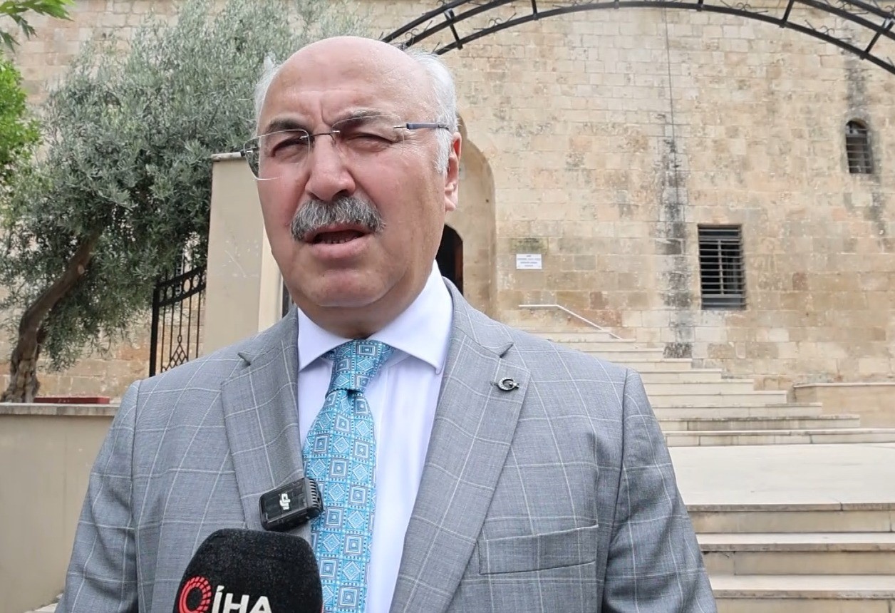 Vali Köşger, Adana’daki yangına sebep olanların terörle bağlantısının bulunmadığını açıkladı