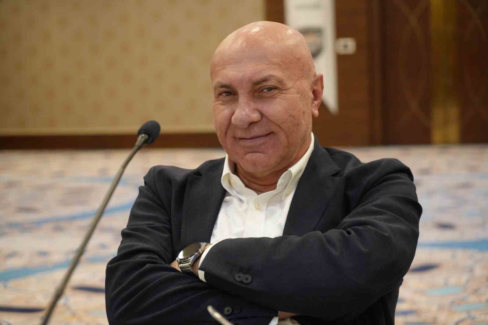 Yüksel Yıldırım: 