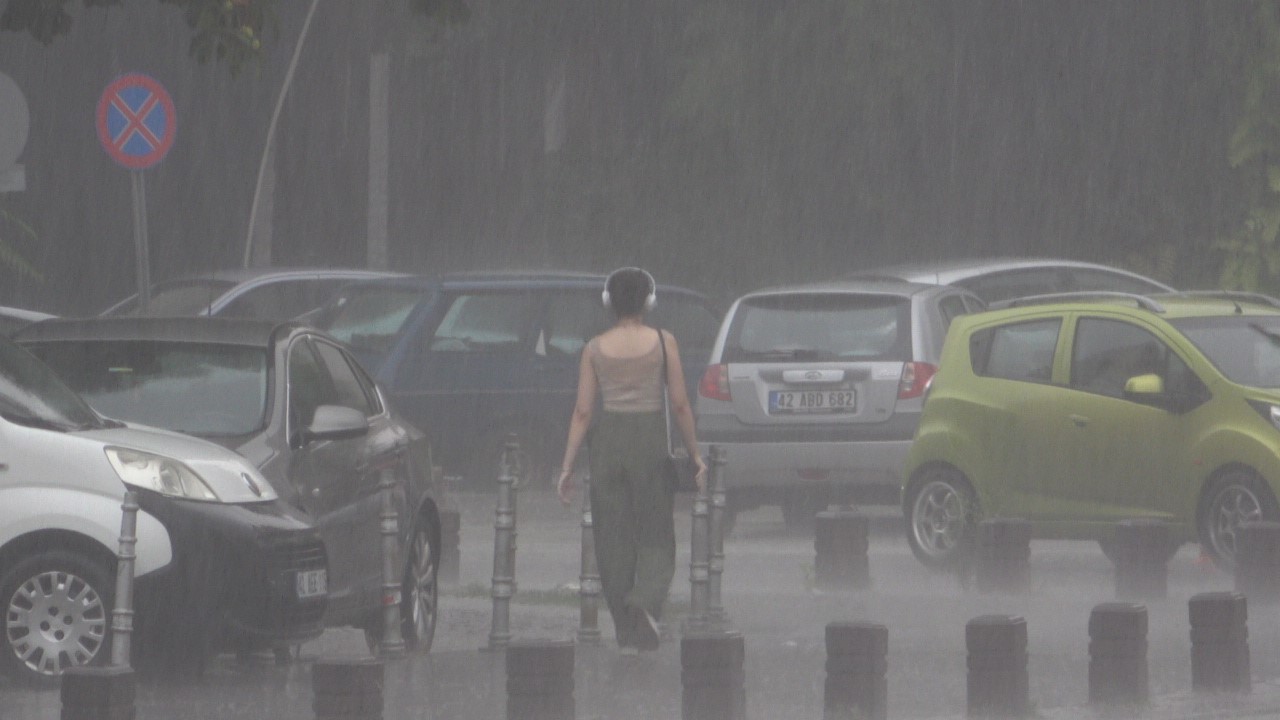 Konya’da sağanak etkili oldu