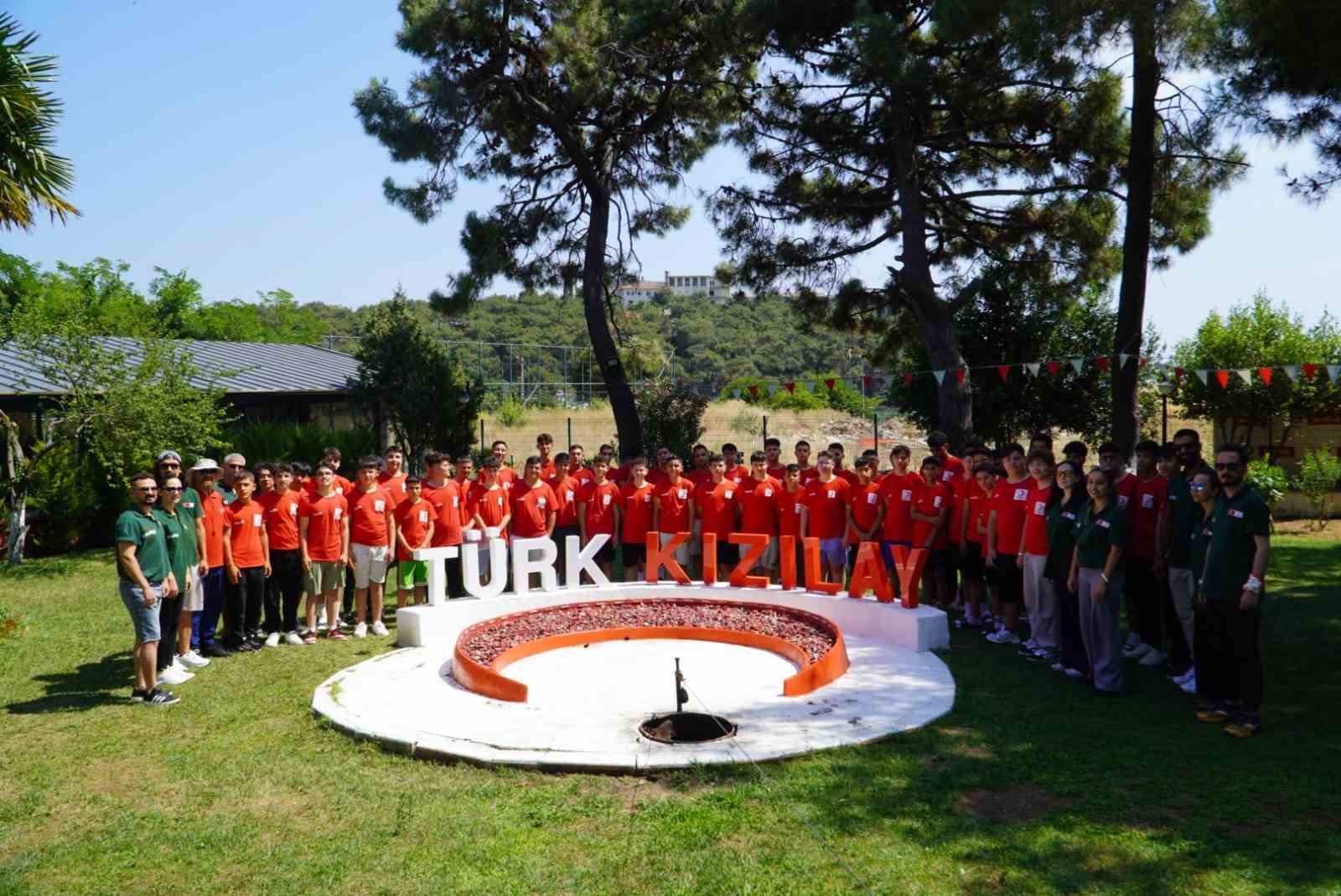 Türk Kızılay, 53 ilden gençleri ağırlıyor