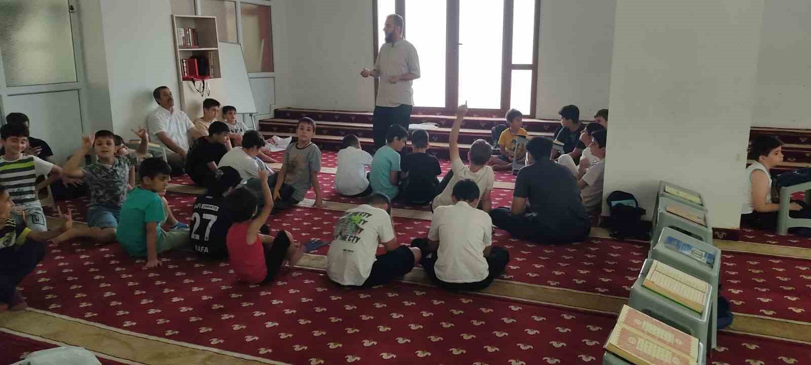 Elazığ’da öğrencilere teknoloji semineri