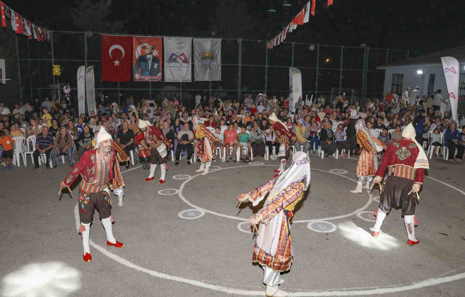 Mersin’de yaz konserleri kentin dört bir yanını şenlendiriyor