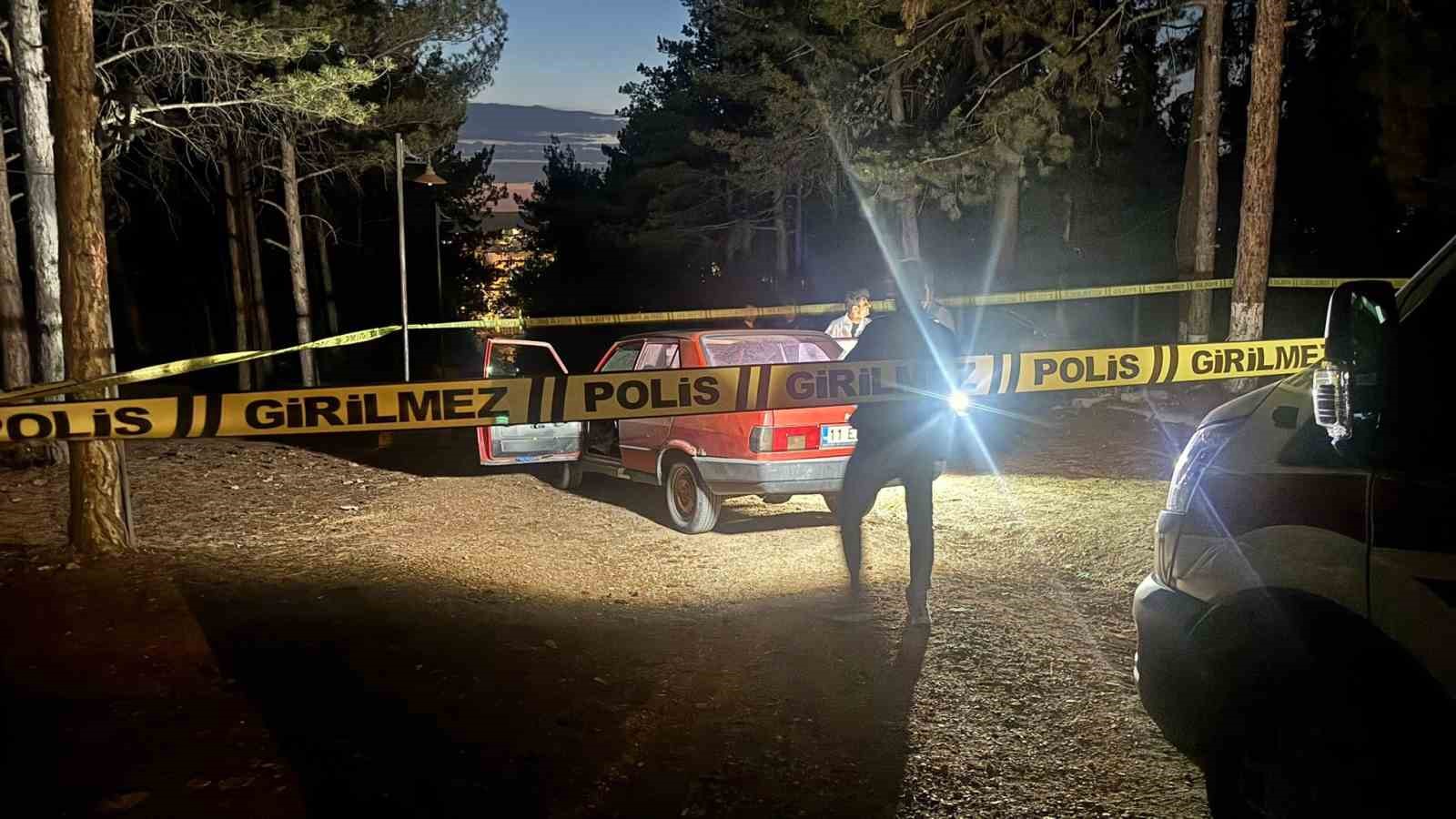 İki arkadaş arasında çıkan tartışma cinayetle bitti