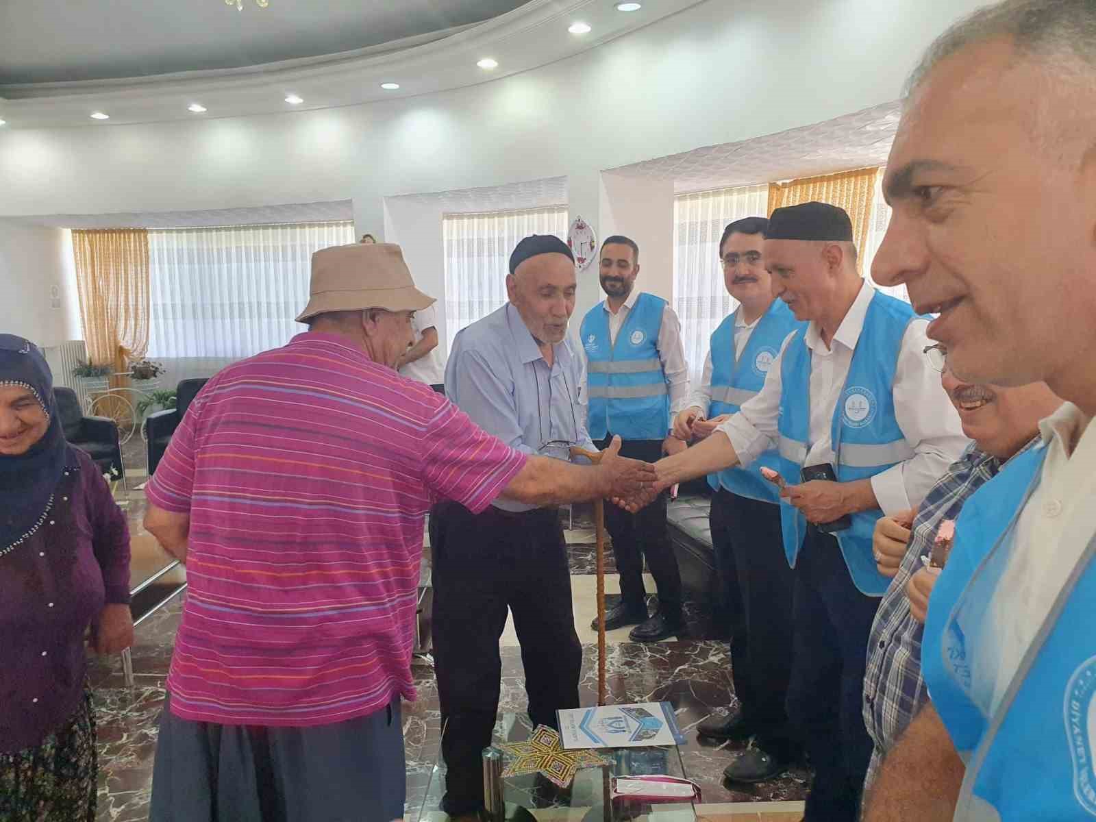 Elazığ’da Gazi Huzurevi’nde gönül sohbetleri sürüyor