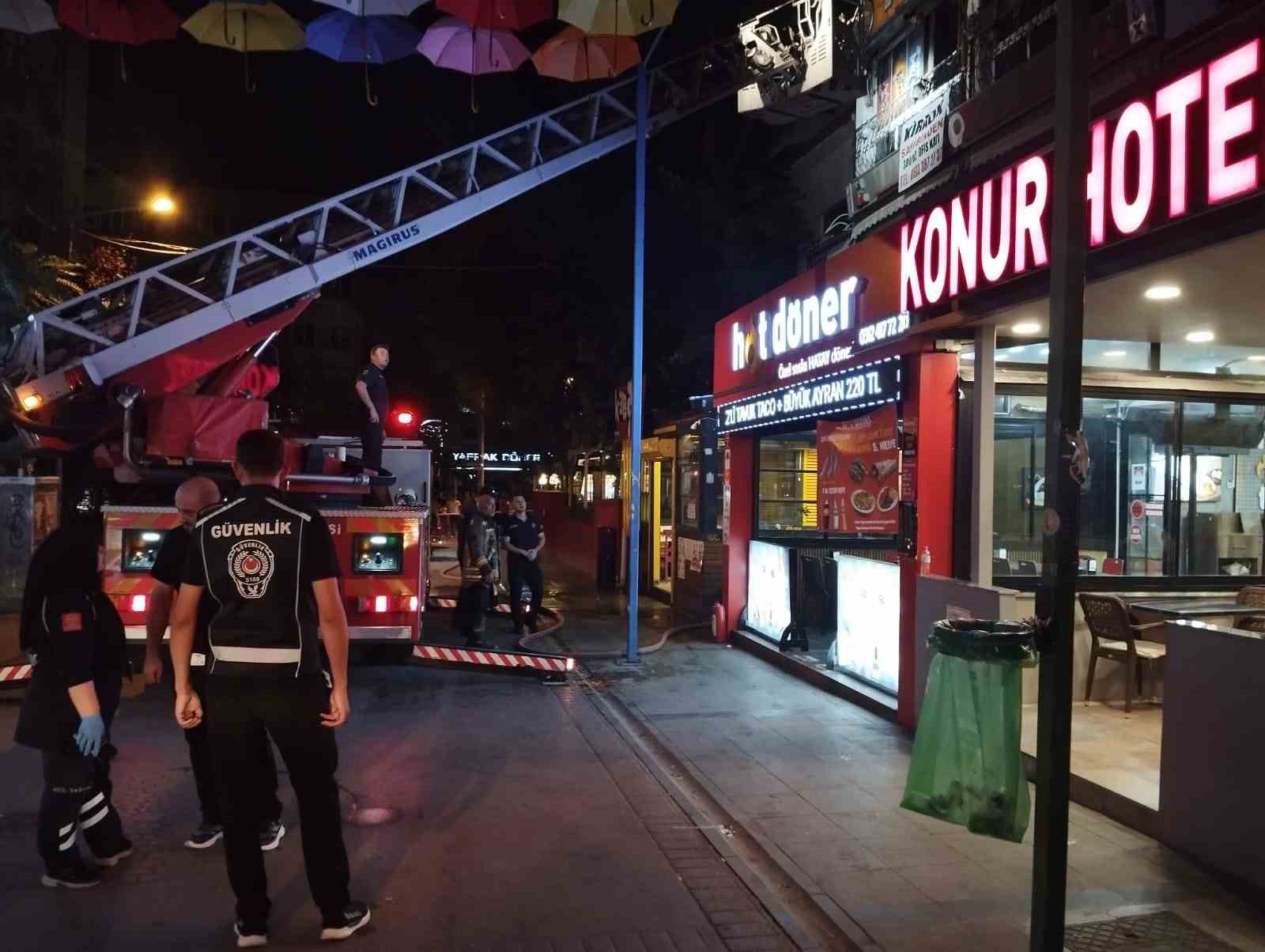 Ankara’da 4 katlı binada yangın çıktı