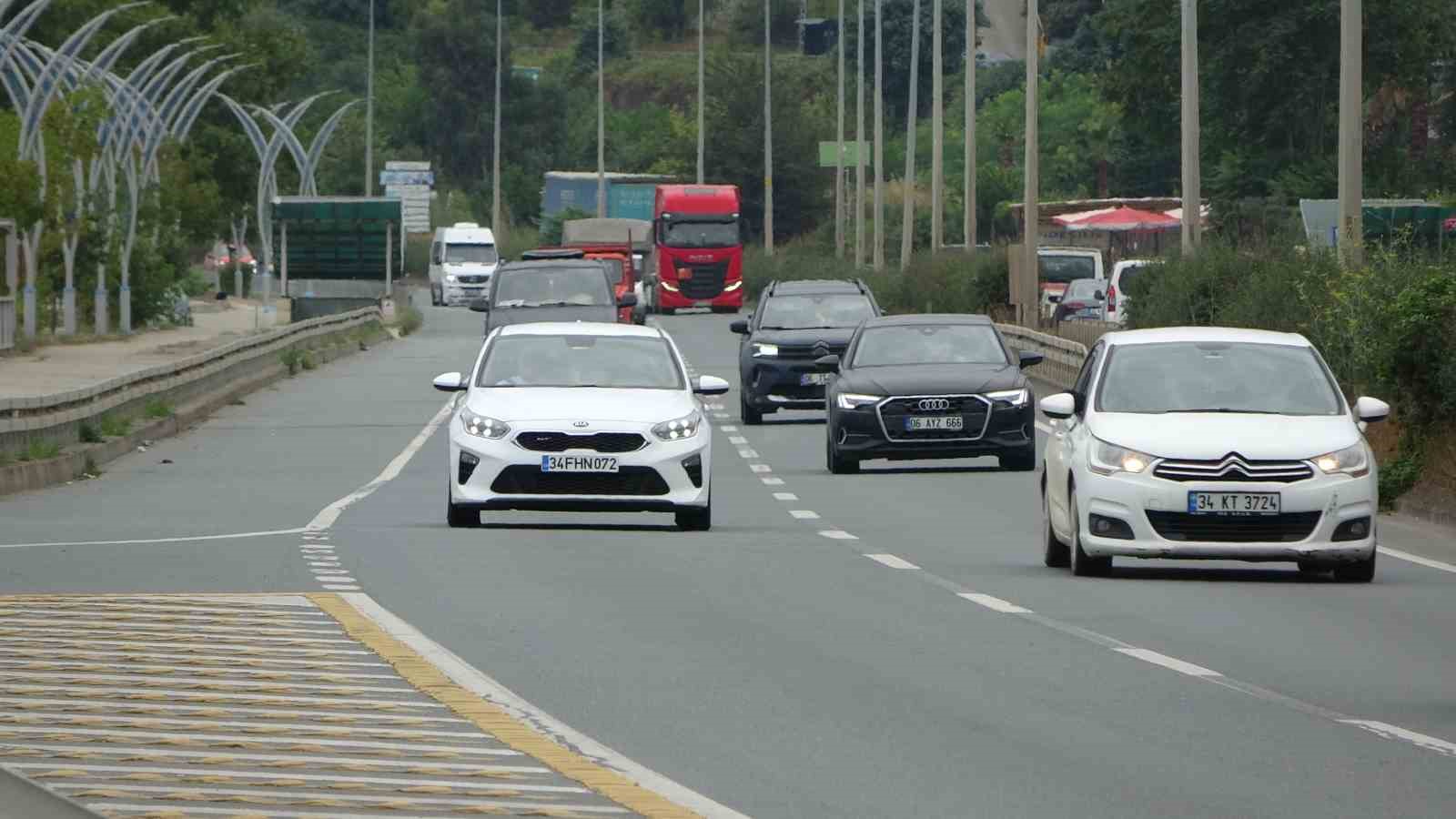 Yollara Karadeniz dokunuşu: Çay ve fındık asfaltla buluşuyor