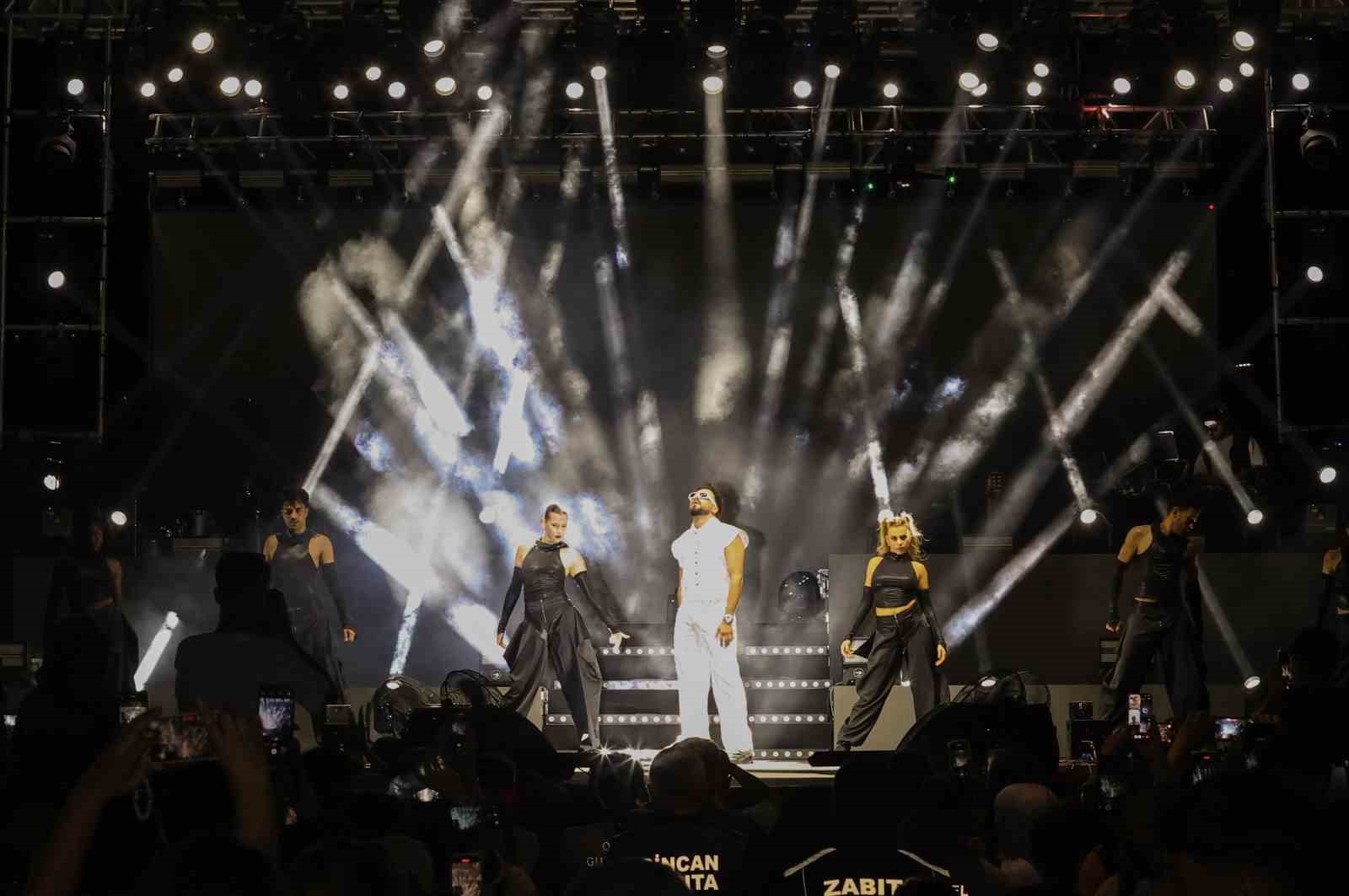 Sincan Park’ta Sefo rüzgarı: Sincan’da yaz festivali başladı