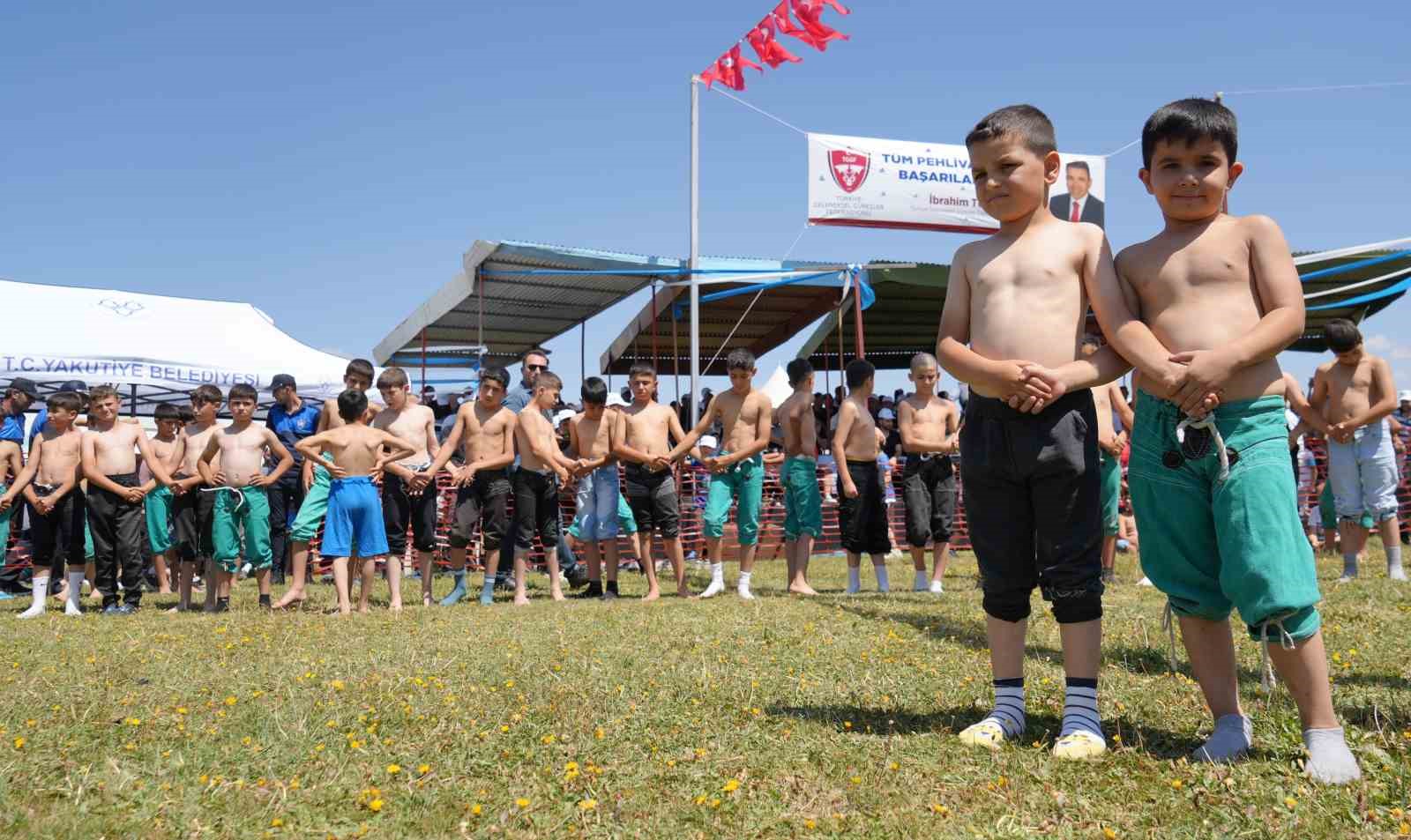 Erzurum Ovası’nda güreş festivali
