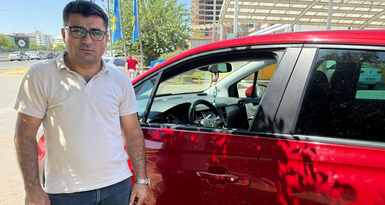 Engelli çocuğunu hastaneye götürmek için sıfır otomobil aldı 5 yıldır arabayı kullanamıyor