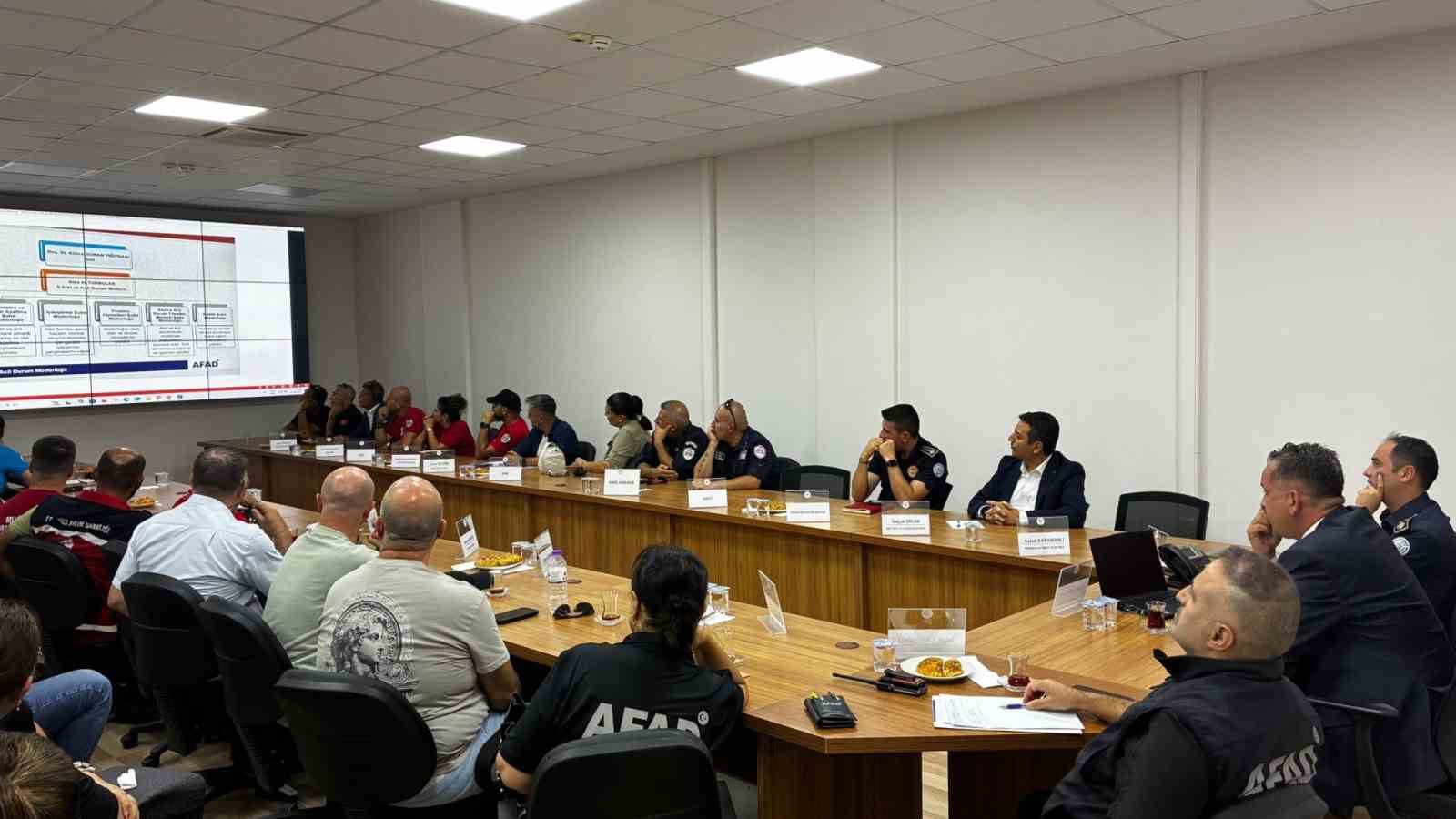Muğla’da Enkaz Eğitim Alanı ve Köpek Eğitim Merkezi için toplantı düzenlendi