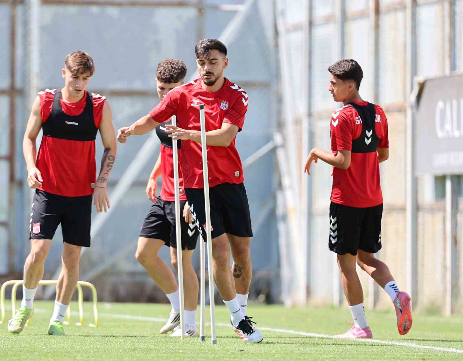 Sivasspor, 3 puan hedefiyle çalışıyor