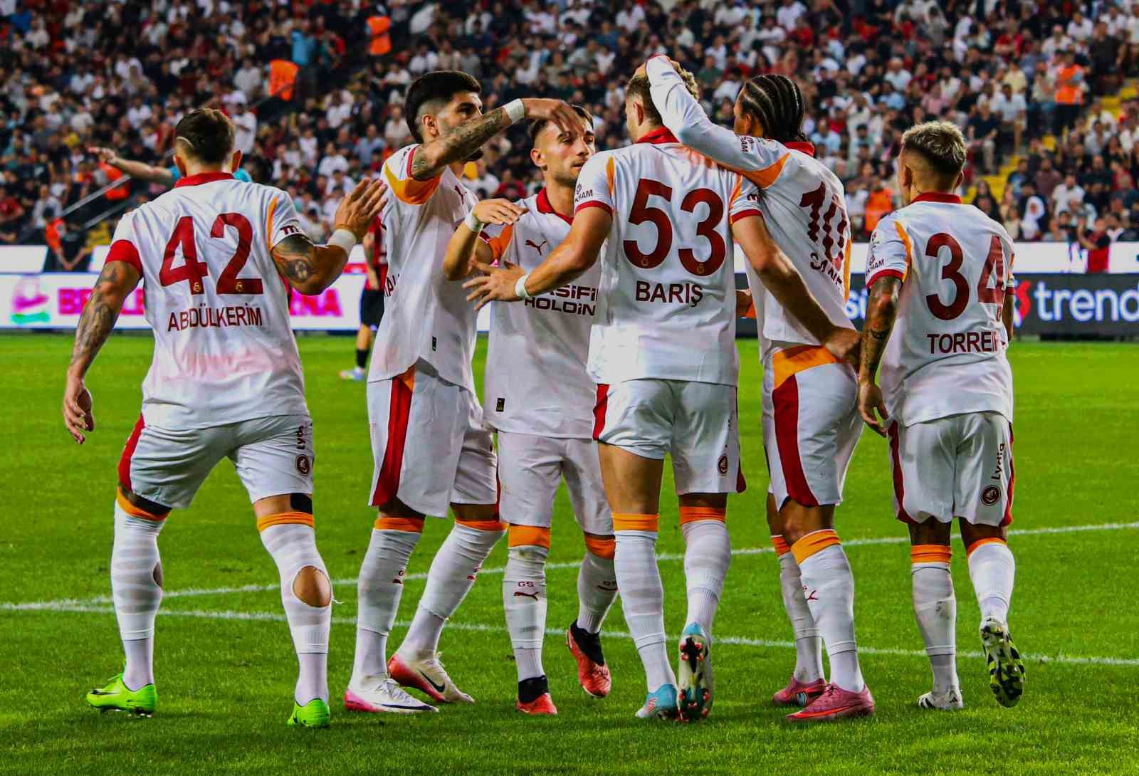 Galatasaray ile Fatih Karagümrük 21. randevuda