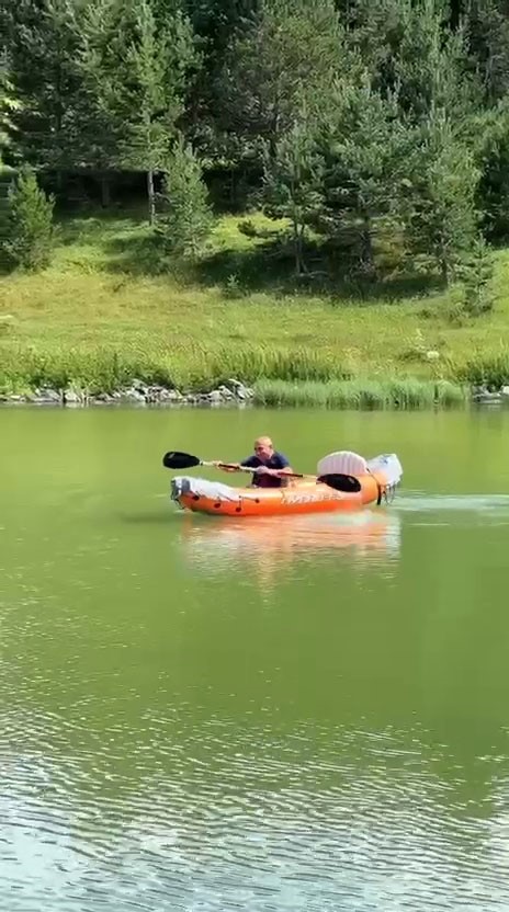 Ardahan’ın gözde rotası Kızıl Göl’de kano keyfi doğayla buluştu