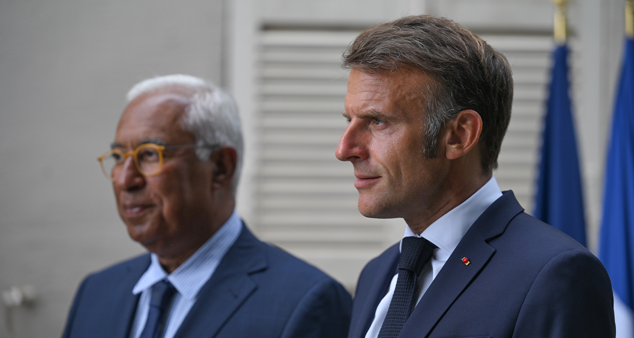 Macron: 
