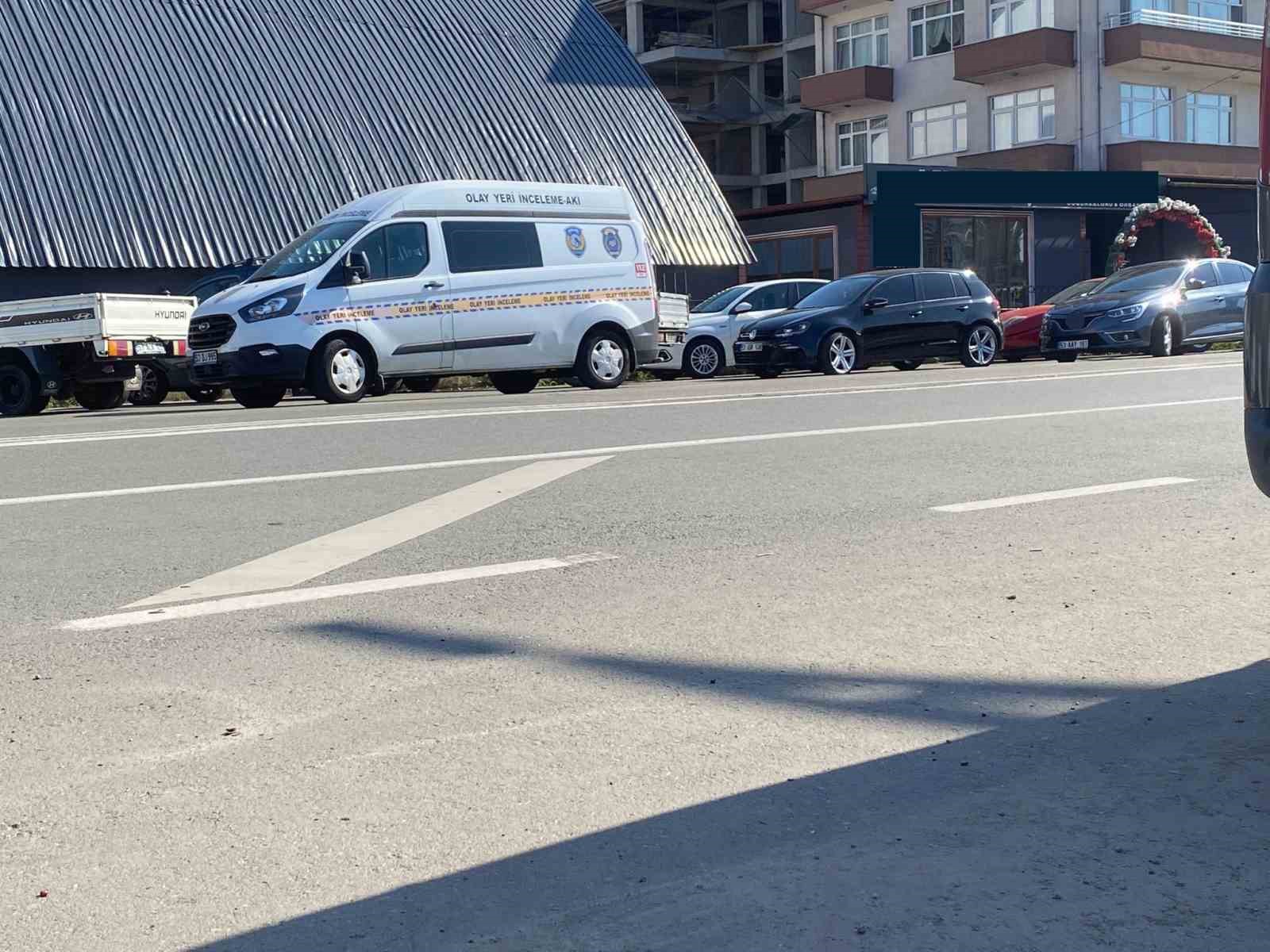 Rize’de mal sahibi ile kiracının kavgası kanlı bitti: 3’ü ağır 4 yaralı