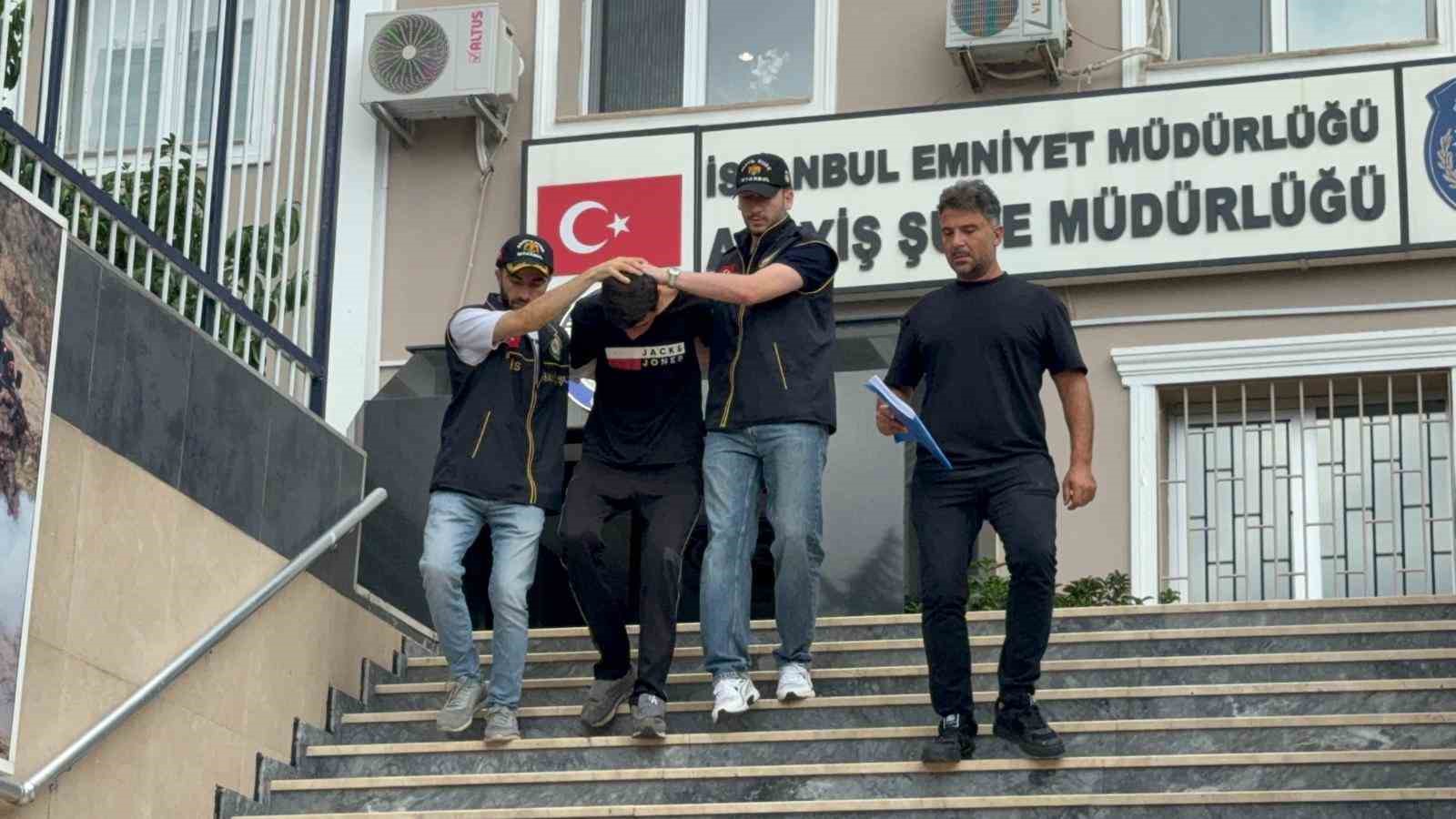 Eyüpsultan’da silahla taksiciyi öldüren şüpheli adliyeye sevk edildi