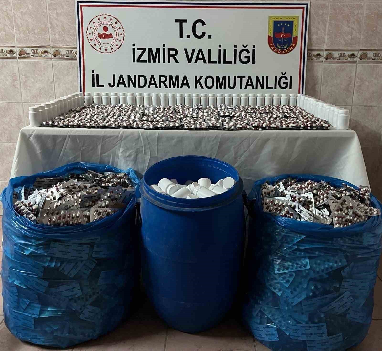 İzmir’de jandarma, uyuşturucu tacirlerine nefes aldırmadı: 87 şüpheli yakalandı