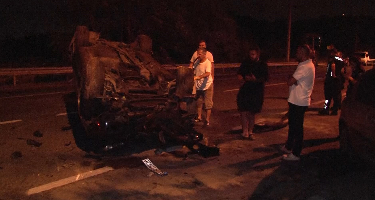 Hurdaya dönen cipten burunları kanamadan çıktılar