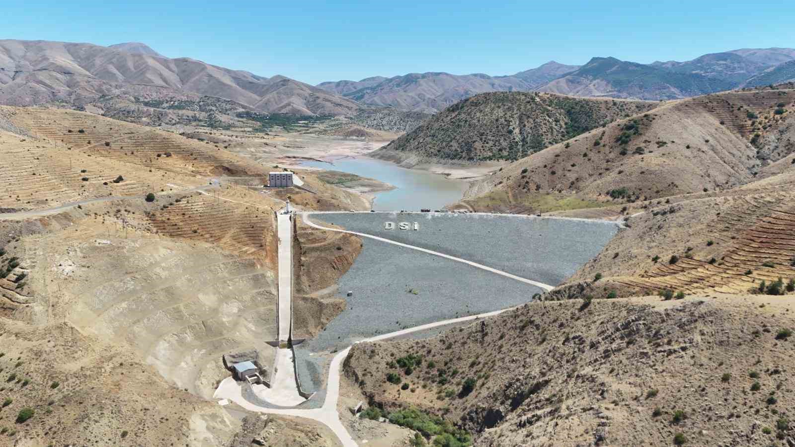 Elazığ Belediyesi’nden kalıcı su hamlesi