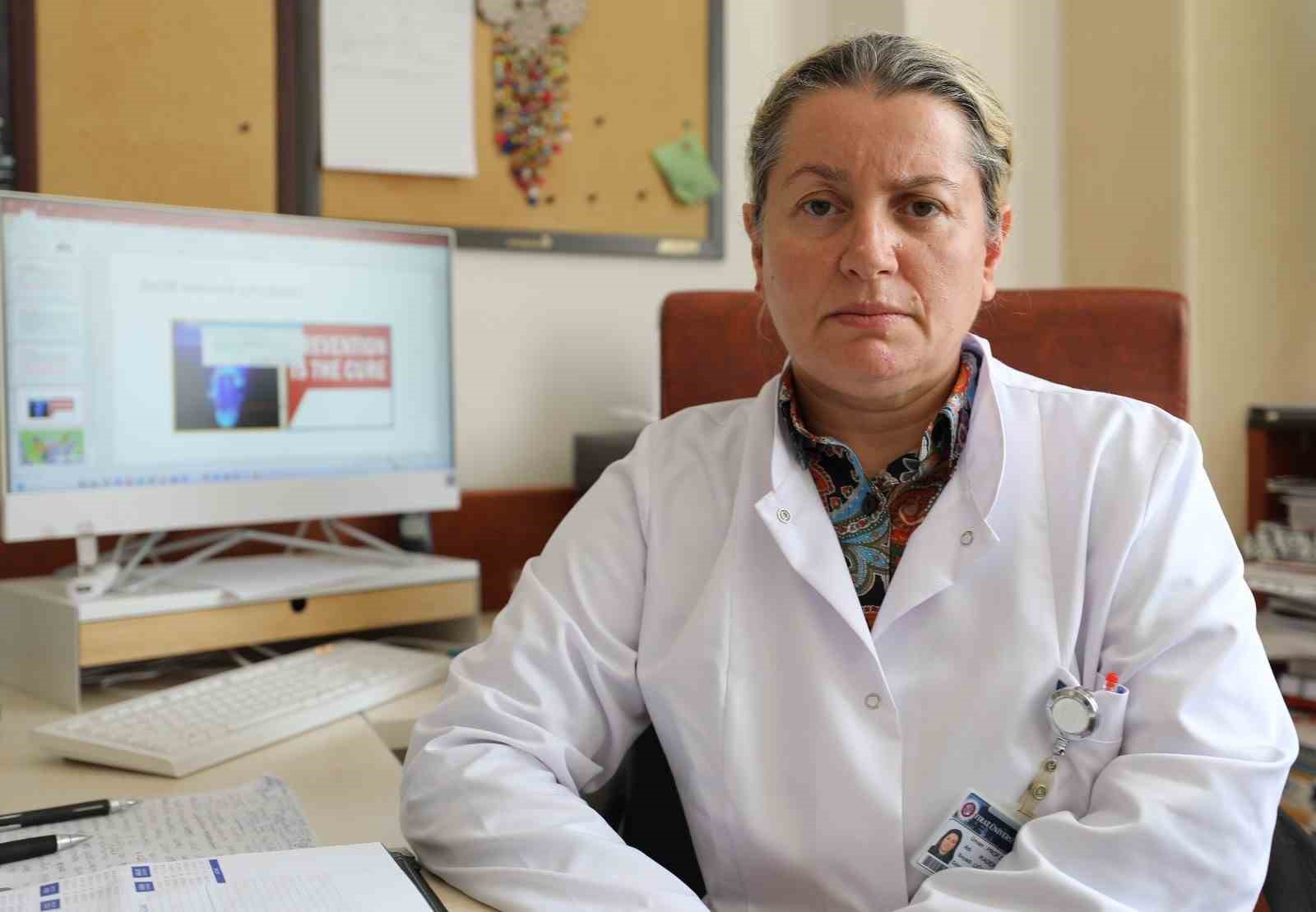 Prof. Dr. Uğur, 
