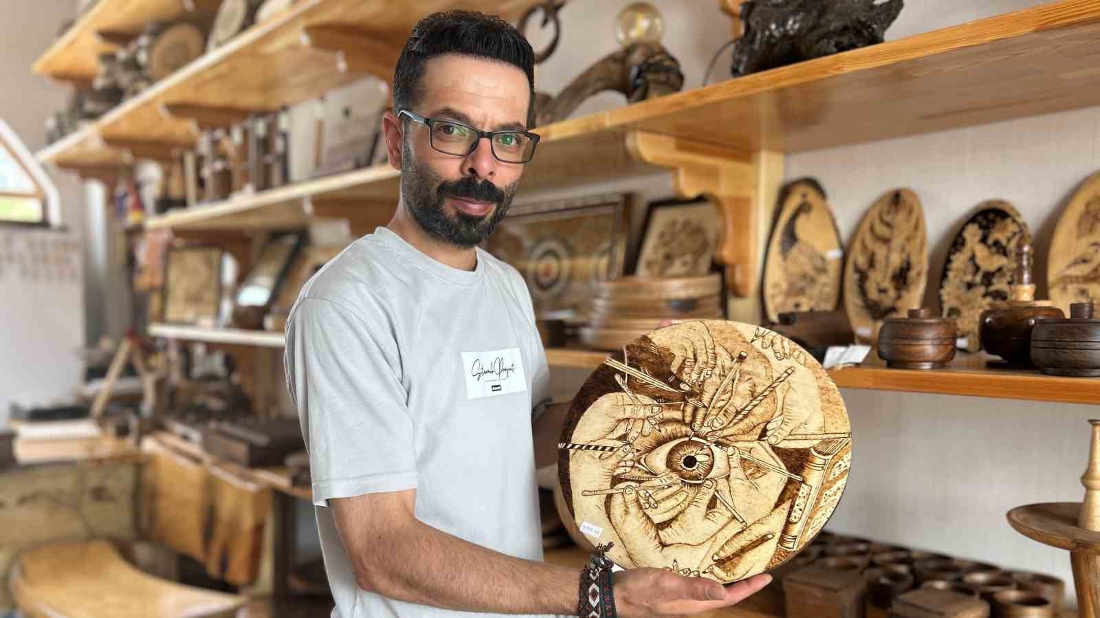 Bahçesaray’ın ceviz ağaçları sanat eserine dönüşüyor