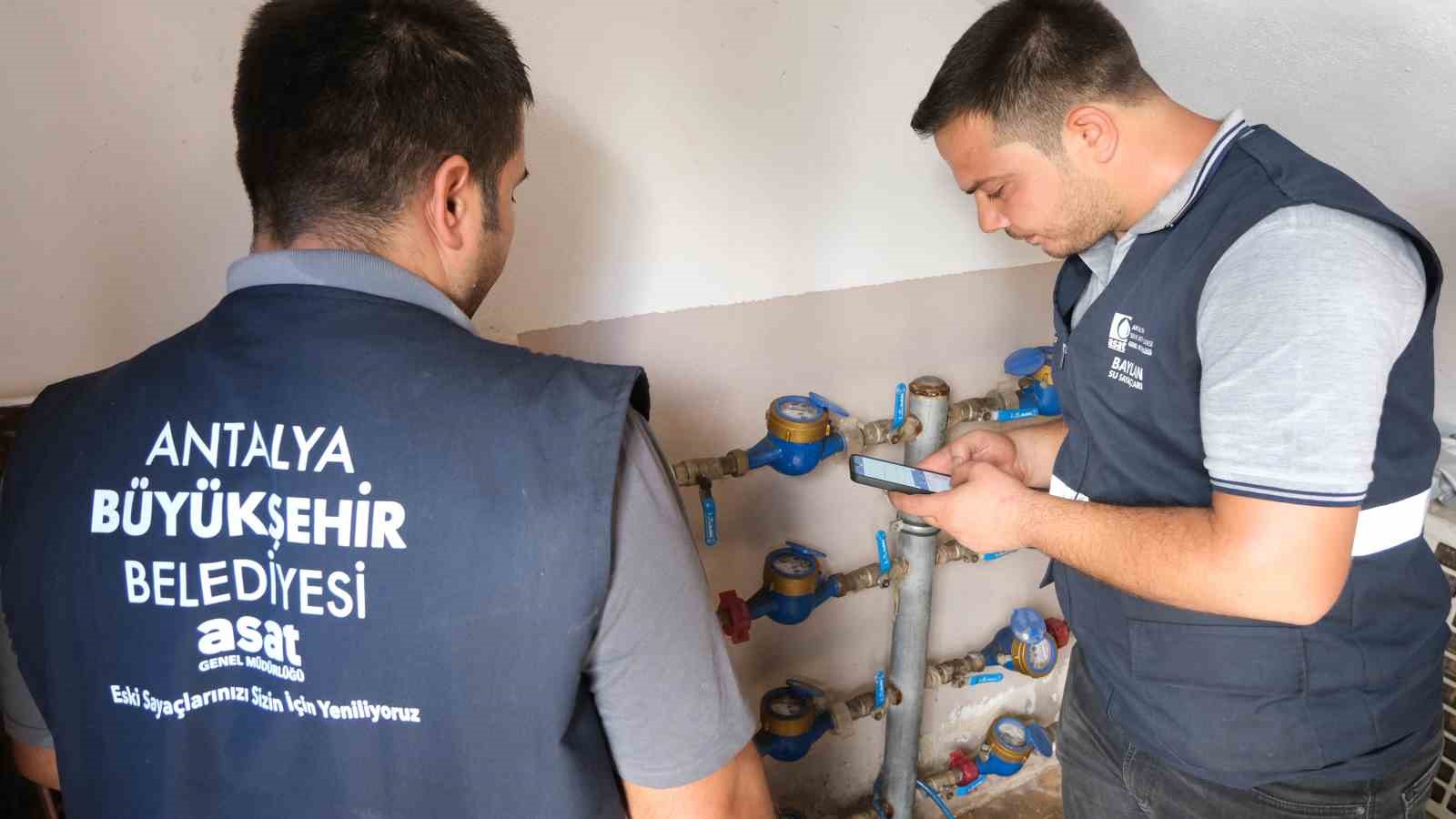 ASAT’tan Konyaaltı’nda içme suyu seferberliği