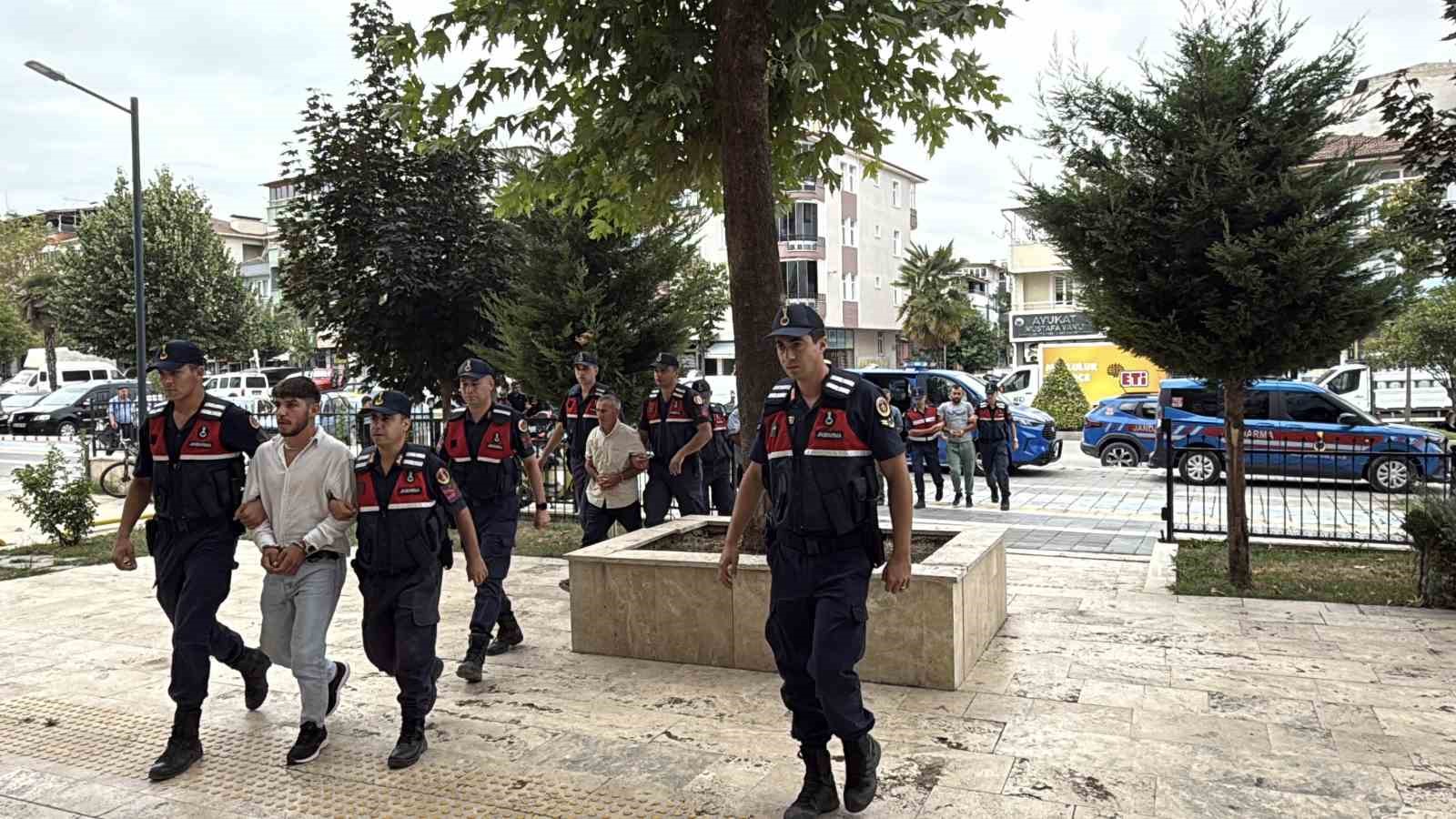 Erbaa’da düğünlerde havaya ateş eden 9 kişi yakalandı