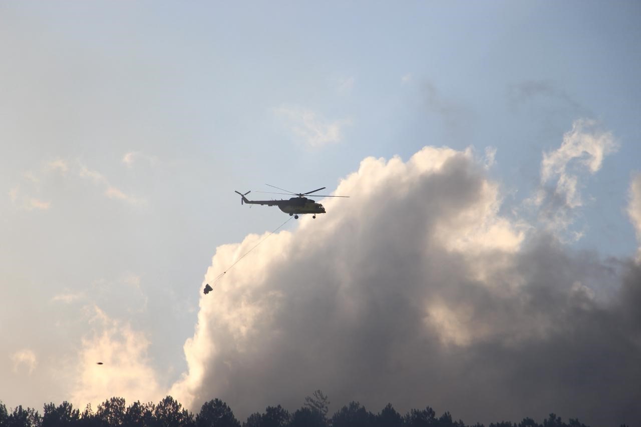 4’üncü saatine giren Bolu’daki yangın havadan görüntülendi