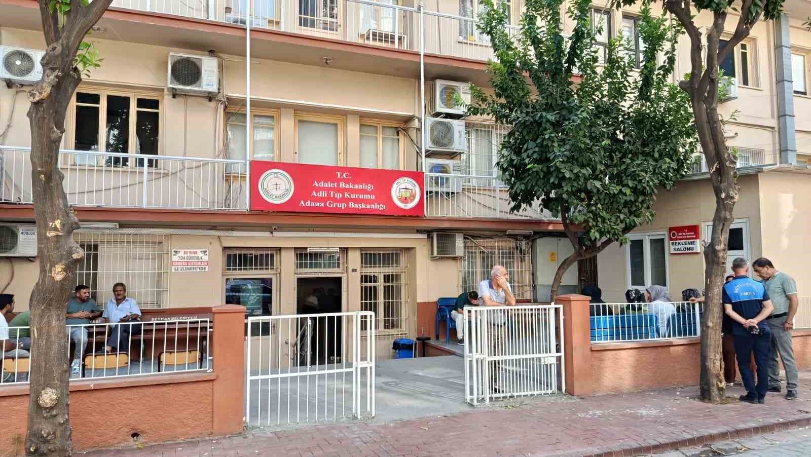 Adana’da sokak ortasında silahlı saldırı: 1 ölü