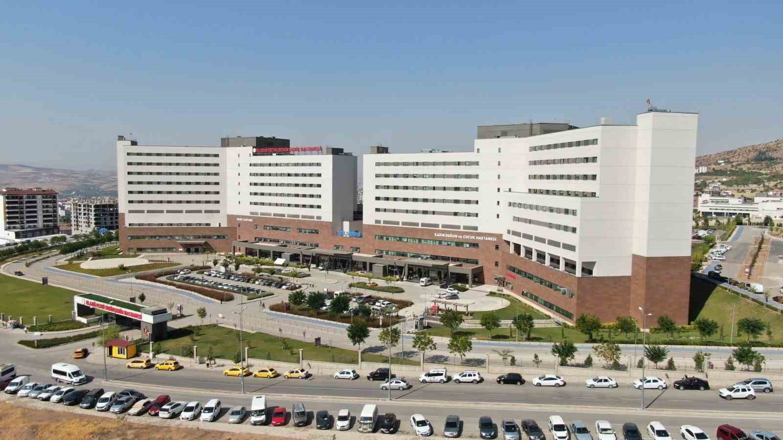 Elazığ Fethi Sekin Şehir Hastanesi, ilk 7 ayda 1 milyon 599 bin hastaya hizmet verdi
