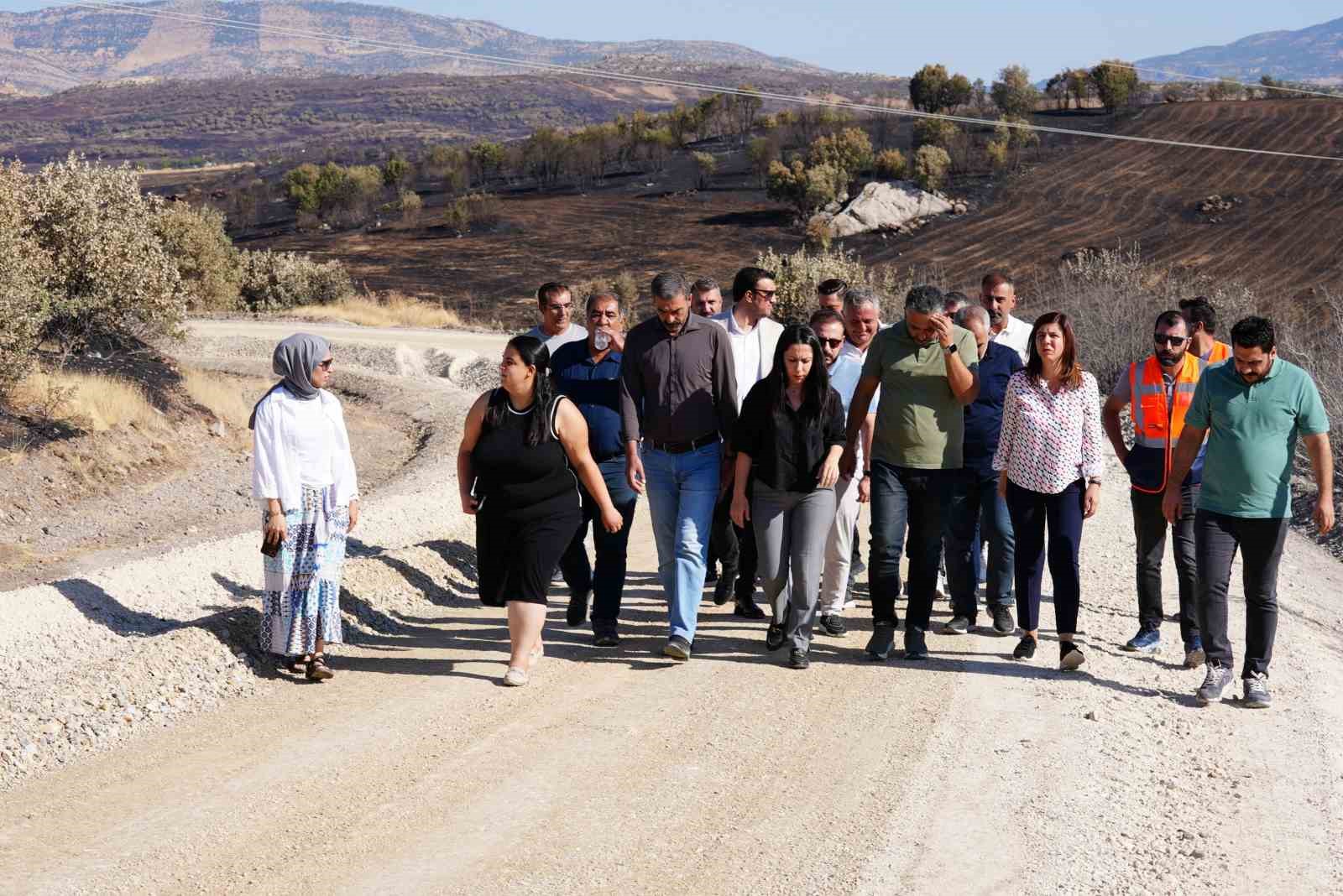 Başkan Bucak, Lice’deki yol çalışmasını yerinde inceledi