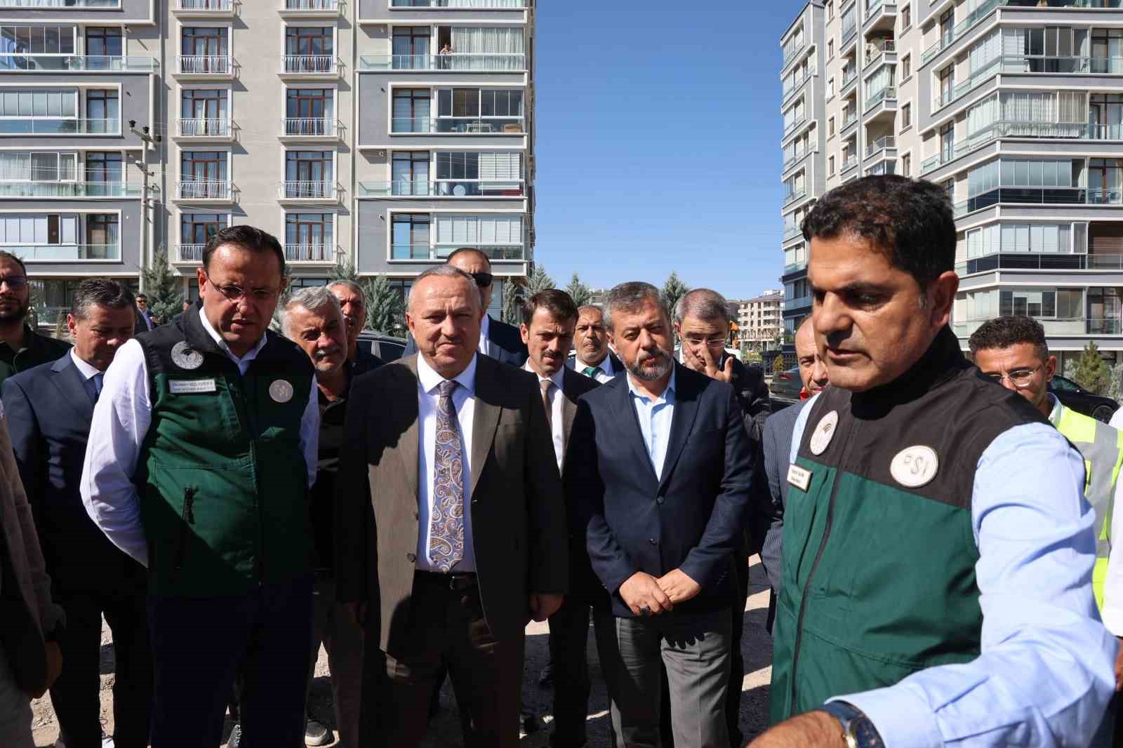 Bakan Yardımcısı Gizligider: 
