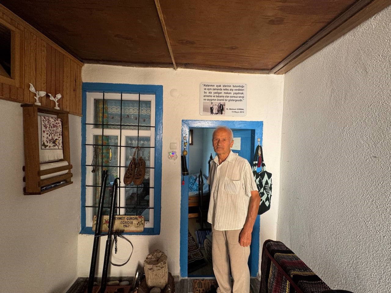 300 yıllık tarihi evini restore edip müzeye çevirerek ziyaretçilere ücretsiz açtı