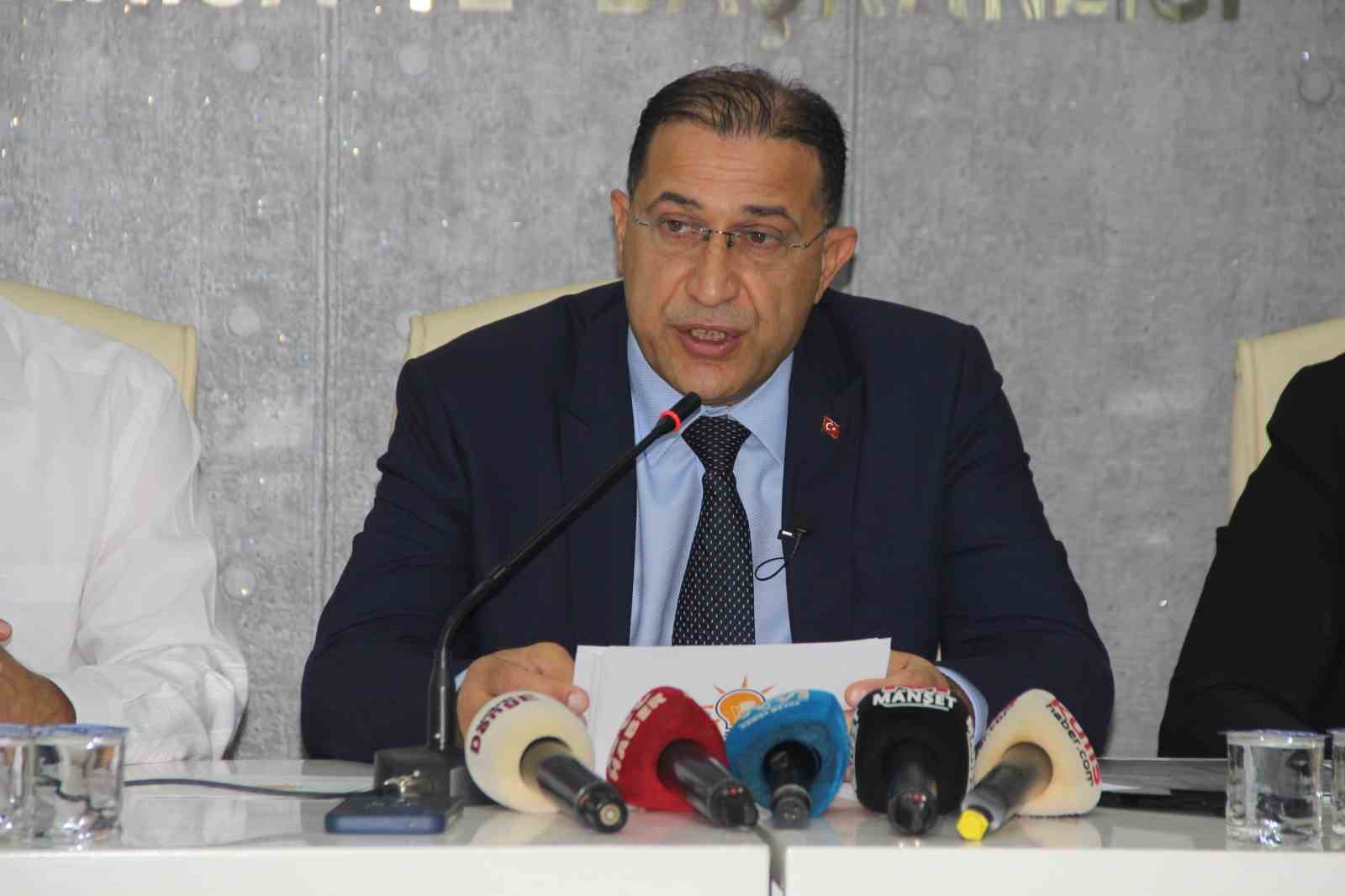 AK Parti’li Turgut’tan CHP’li belediyelere hodri meydan
