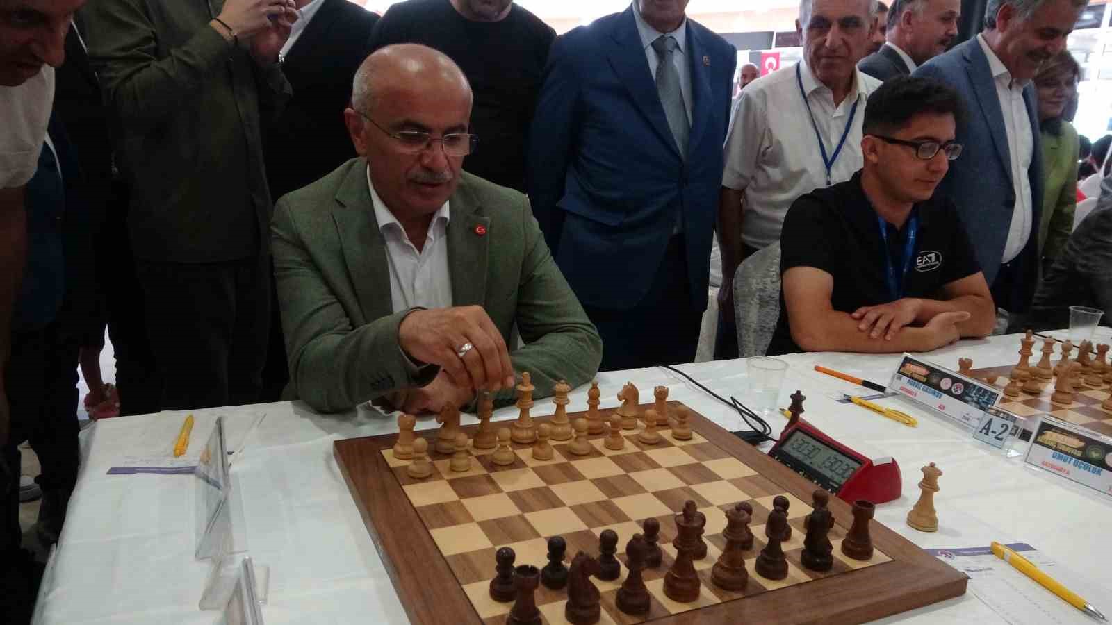 8. Uluslararası Altın Kayısı Satranç Turnuvası Malatya’da başladı